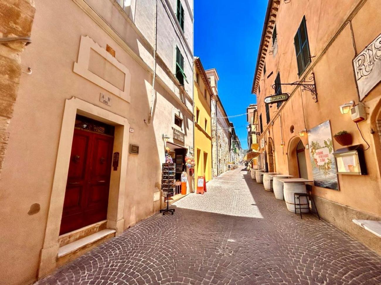 Paulis - Semiattico In Pieno Centro A Sirolo, Con Meravigliosa Vista Mare Exterior foto